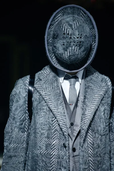 Look 64